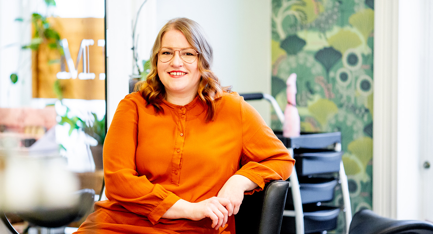 Eco-salon brings relief for asthmatic hairdresser